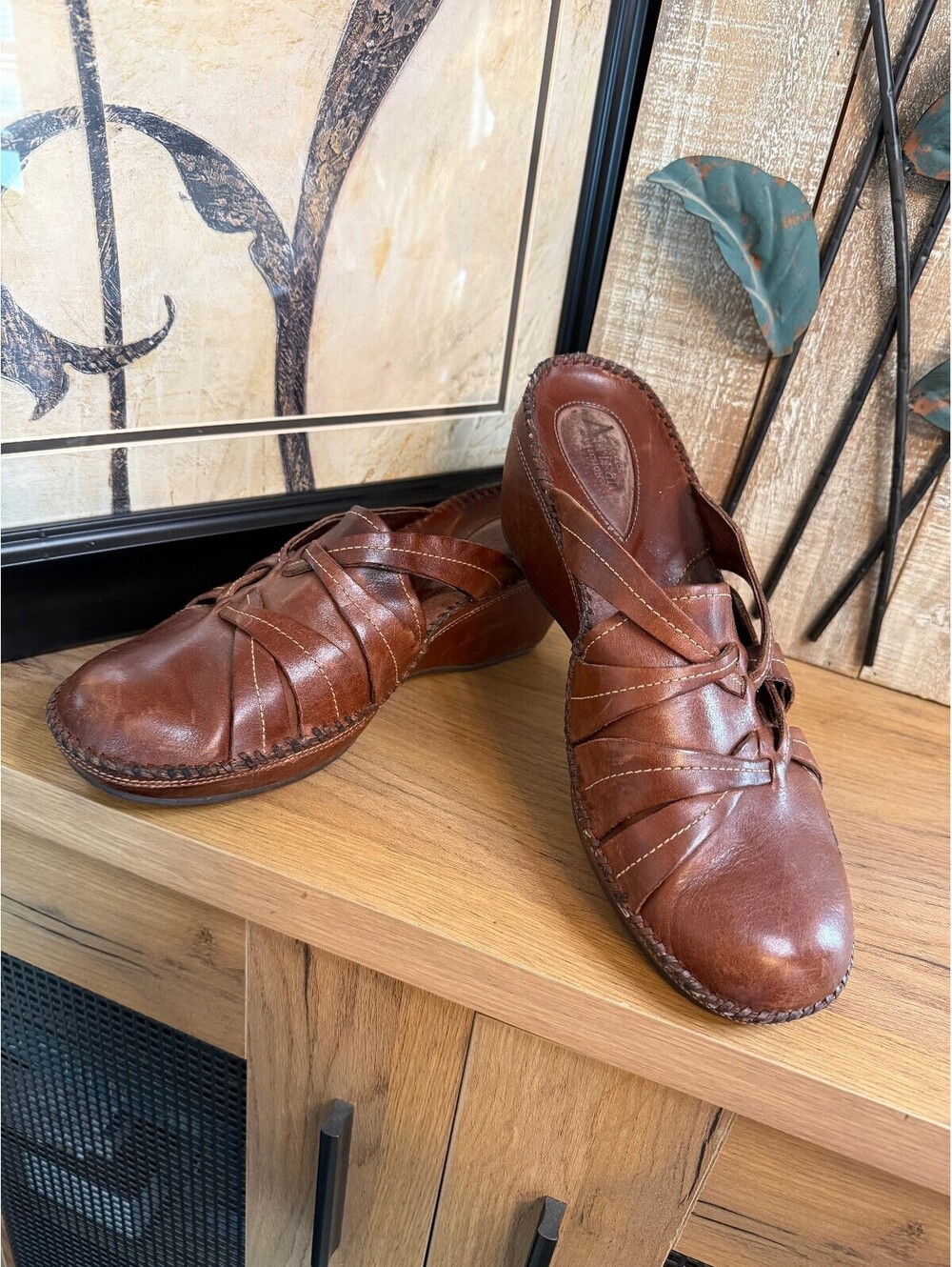 Clarks Artisan Women's Brown Leather Slip-On Sandals Size 12